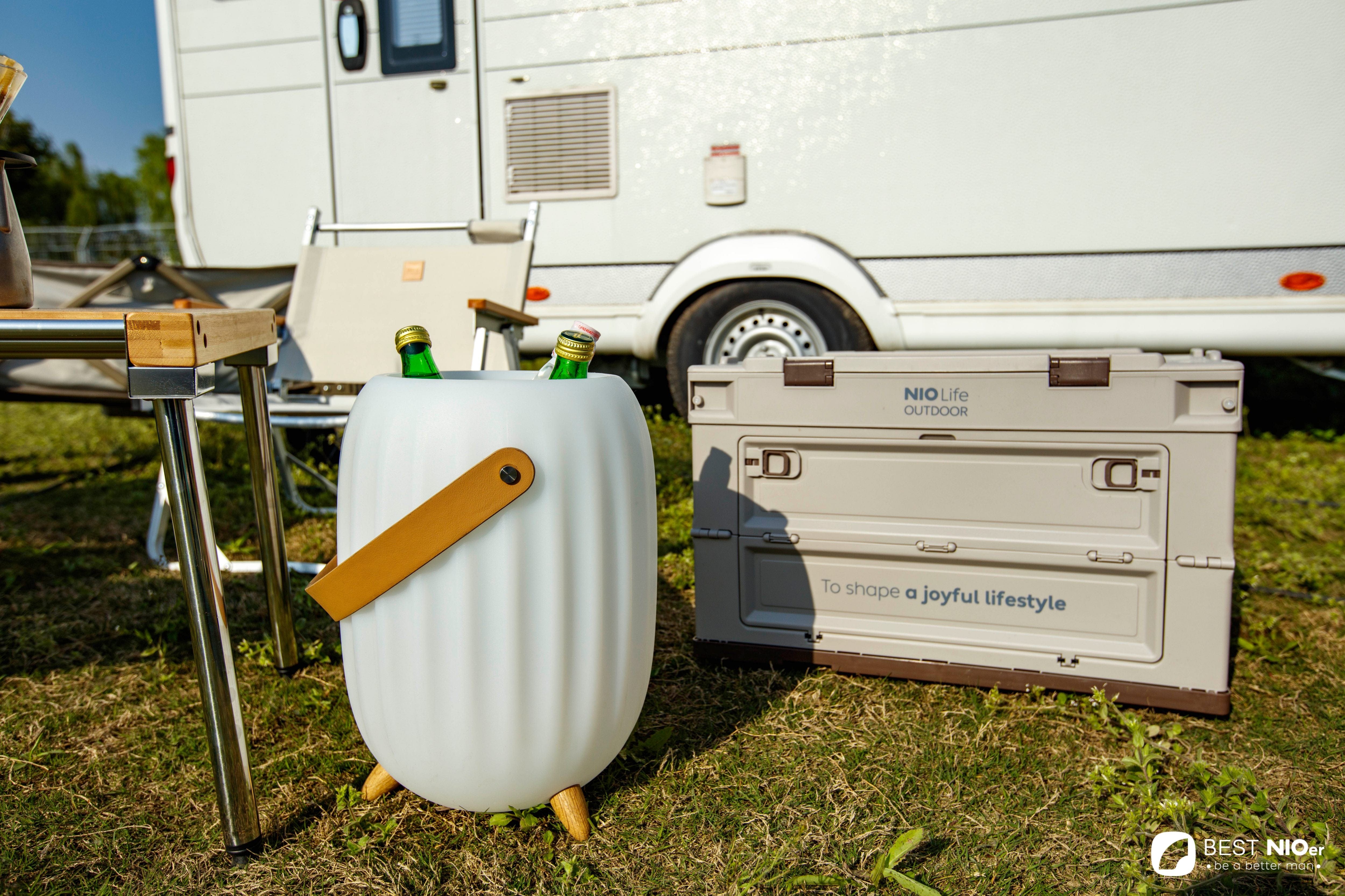 Fifn B01 Speaker lamp Ice Bucket Wine Cooler Portable with LED Light and Plants Pot - Waterproof for Outdoor Parties and Home Decoration - FIFN